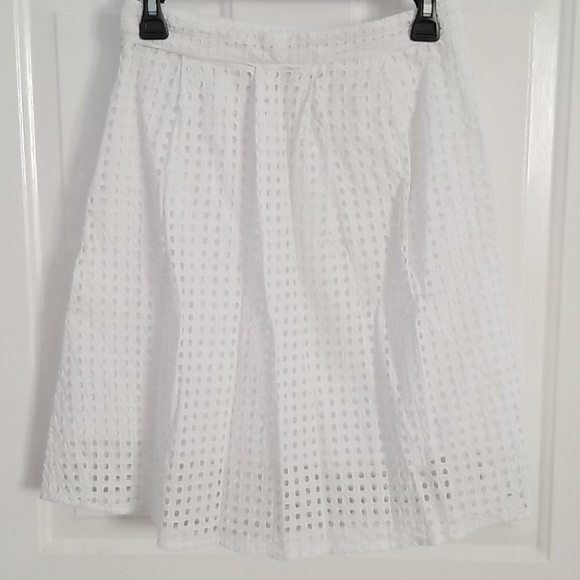 Eyelet White Skirt - Picture 2 of 3